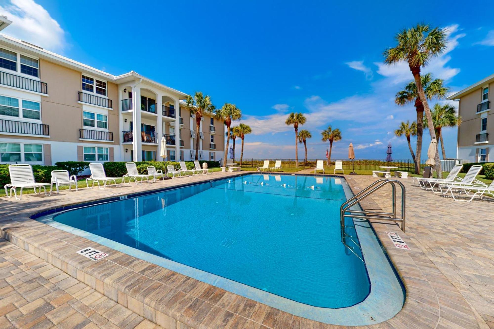 Tortugas De Mar, Unit 303B Apartment Клиъруотър Бийч Екстериор снимка